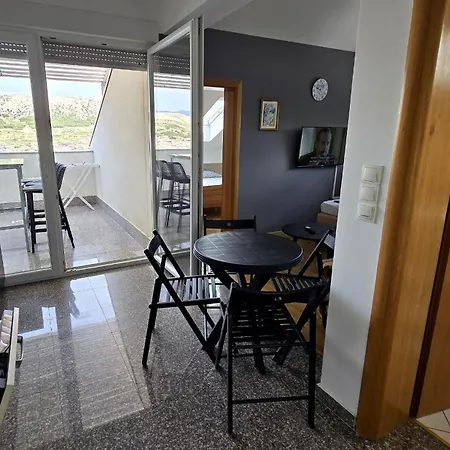 Sv. Jelena 2 Apartmán *
