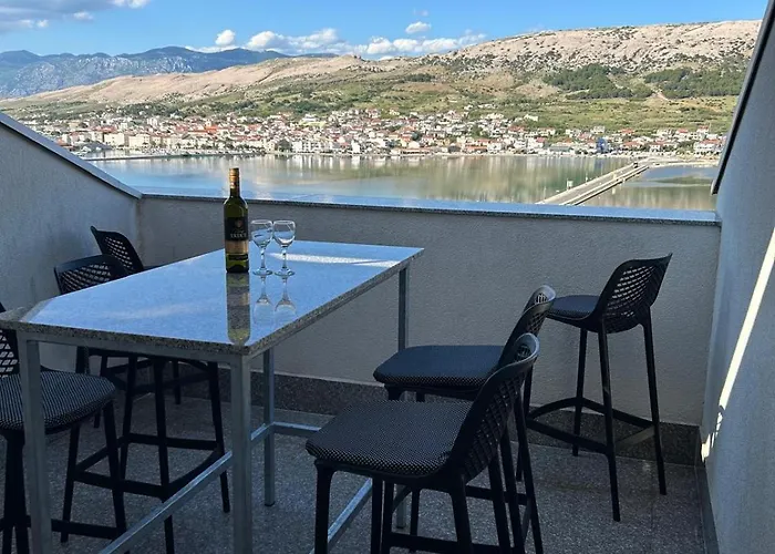 Sv. Jelena 2 Pag Town