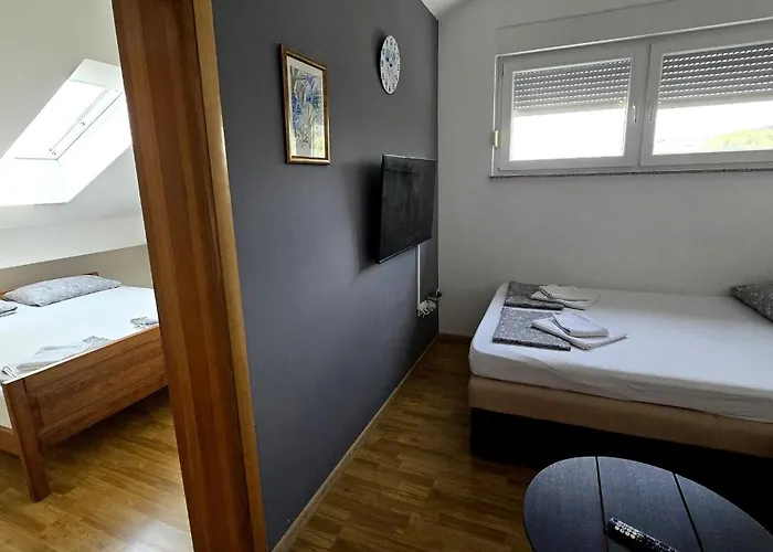 Sv. Jelena 2 Appartement *