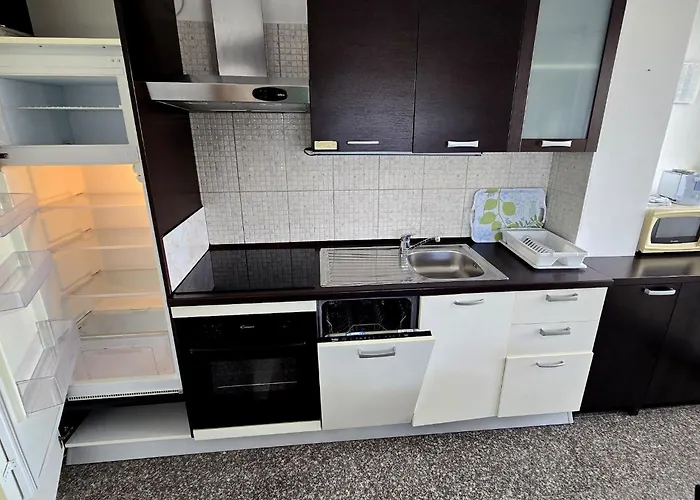 Sv. Jelena 2 Appartement Pag Town